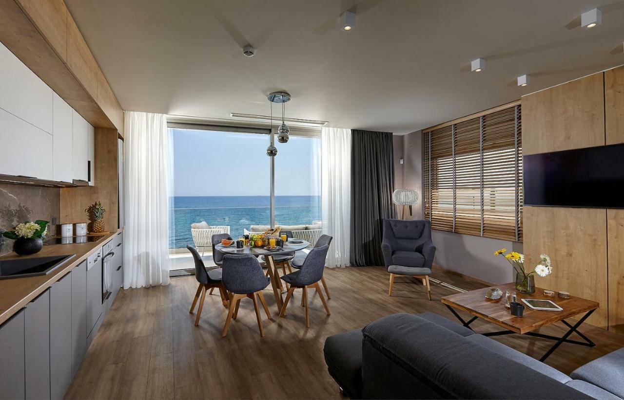 Seafront Apartments By Myseasight خيرسونِسوس المظهر الخارجي الصورة